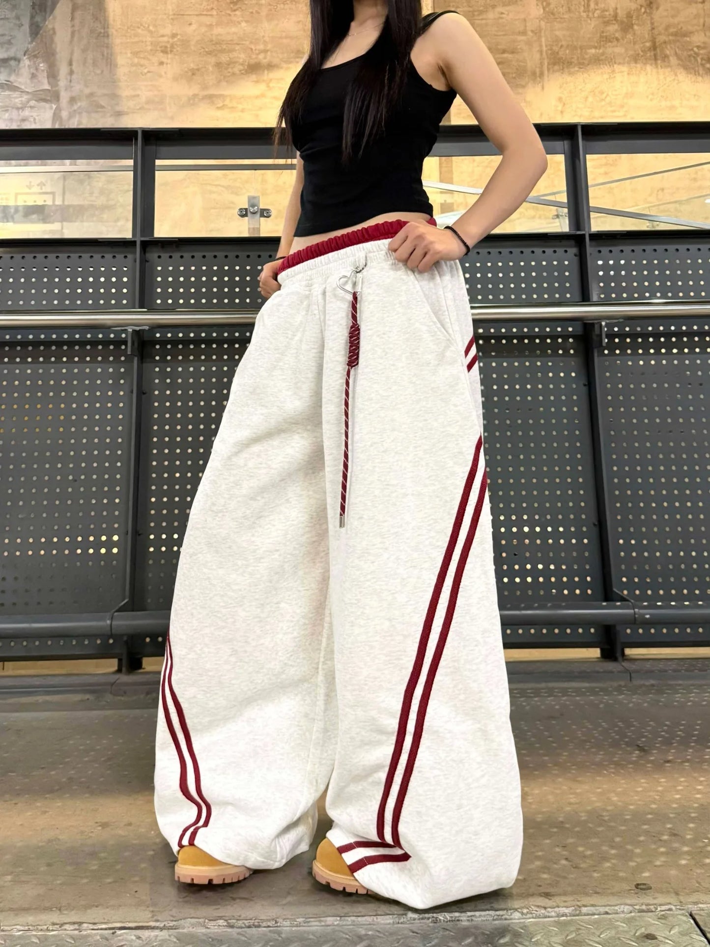 Aelfric Eden Baggy Barrel Sweatpants