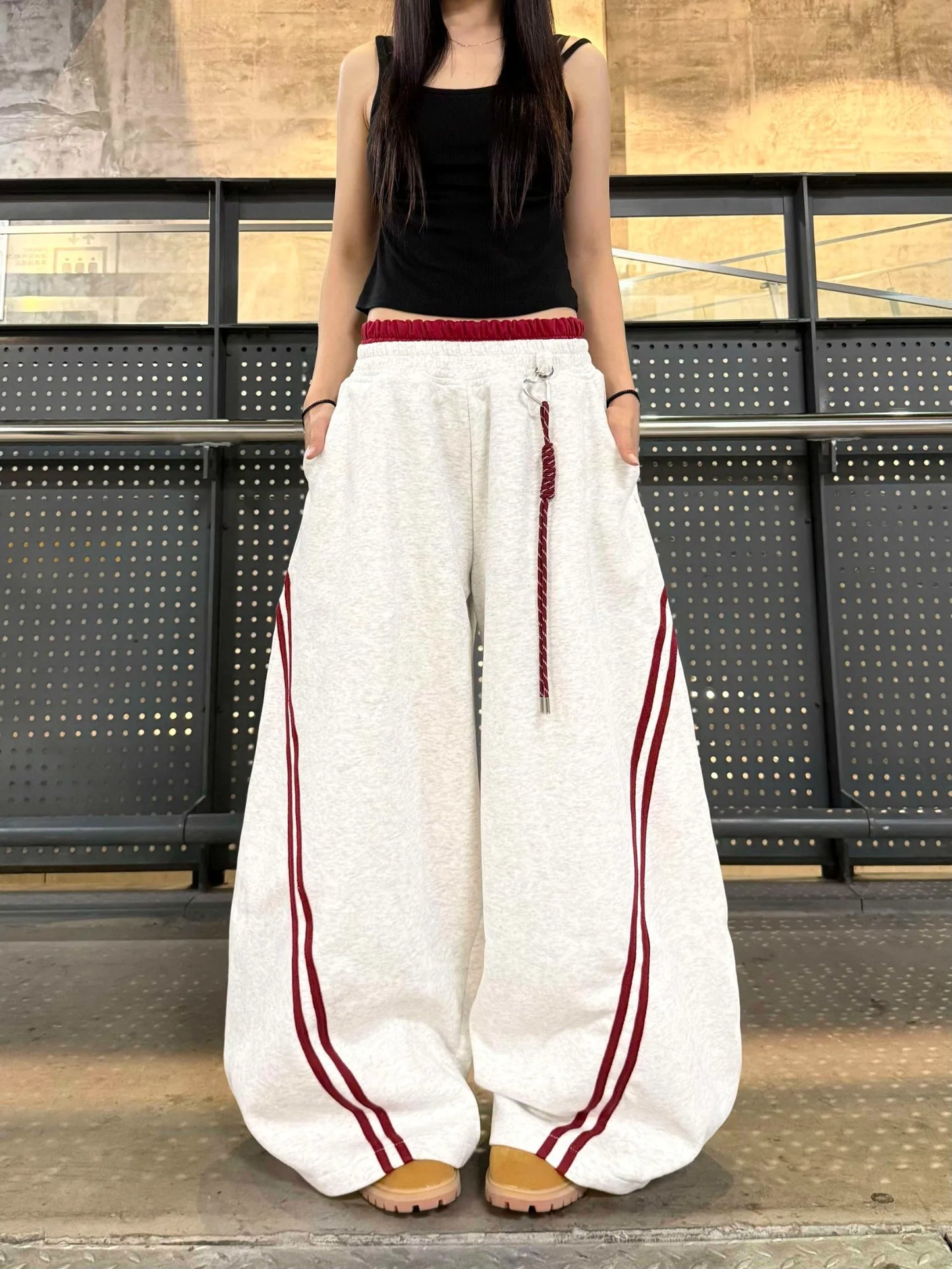 Aelfric Eden Baggy Barrel Sweatpants