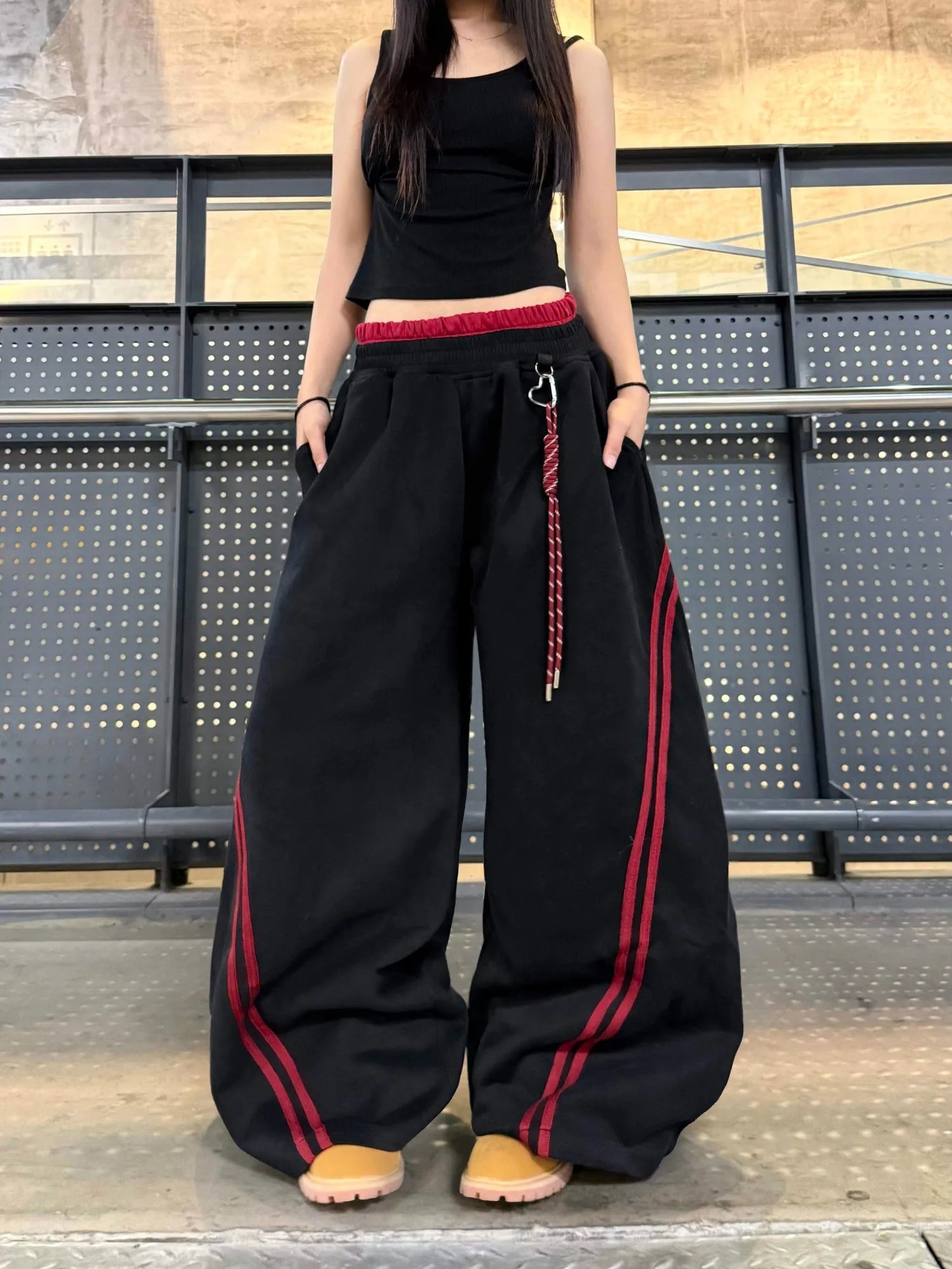 Aelfric Eden Baggy Barrel Sweatpants
